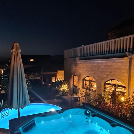 Apartments " Happy Villa " Splitska Ngoại thất bức ảnh